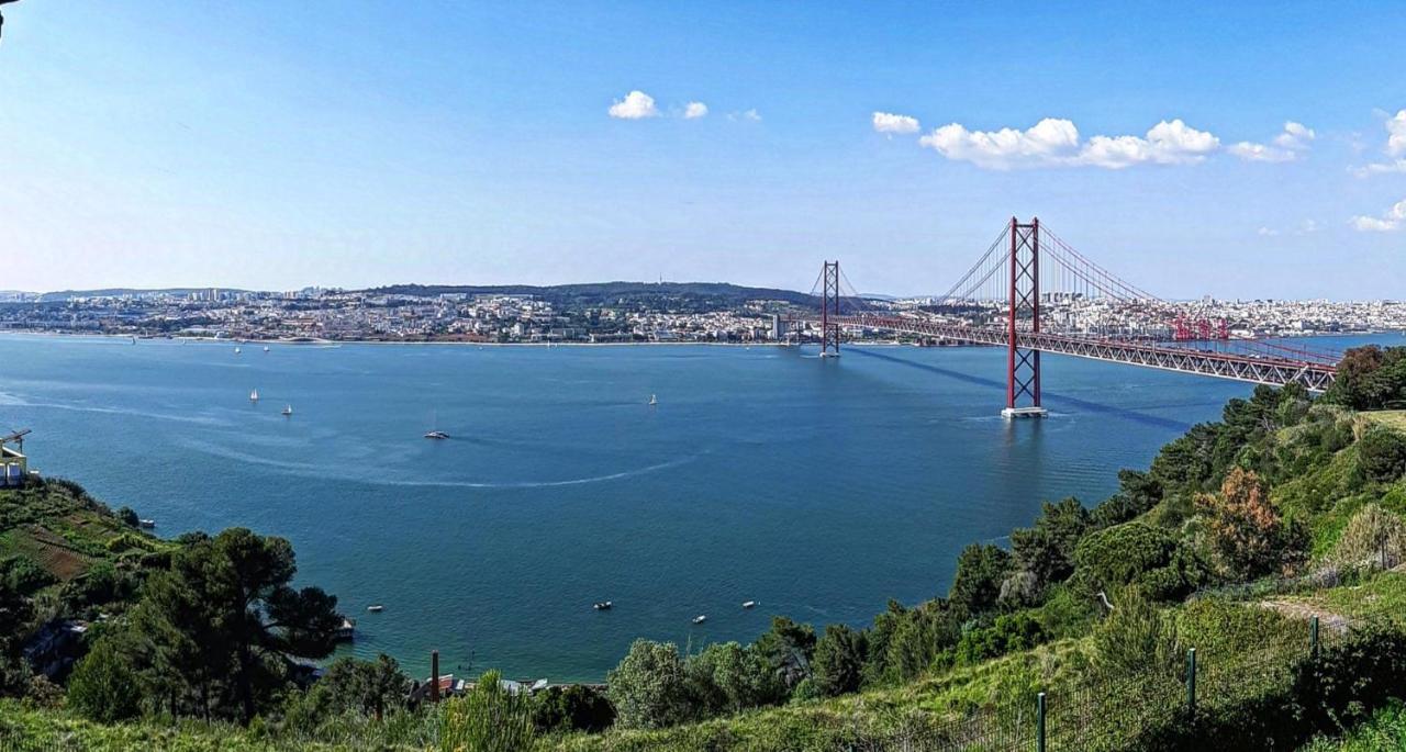 Appartamento Casa Gil Anes Almada Esterno foto